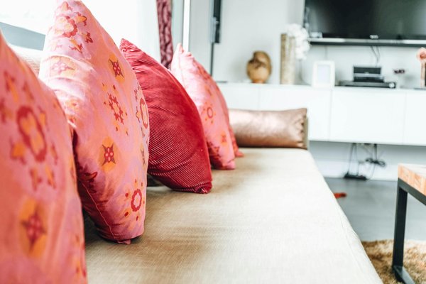 What Are the Most Successful Strategies for Expanding a Business in the UK Market?