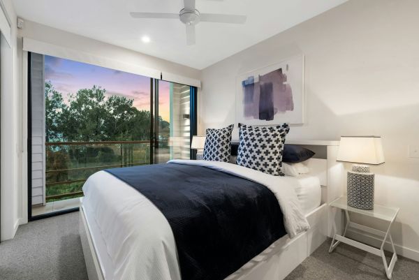 Top bedside lamp designs to elevate your bedroom decor